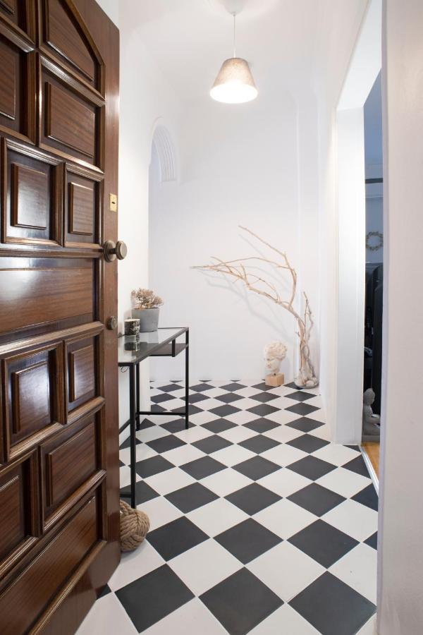 Spacious 82 M2 Two Bedroom Classy Apartment Near City Center Tessalónica Exterior foto