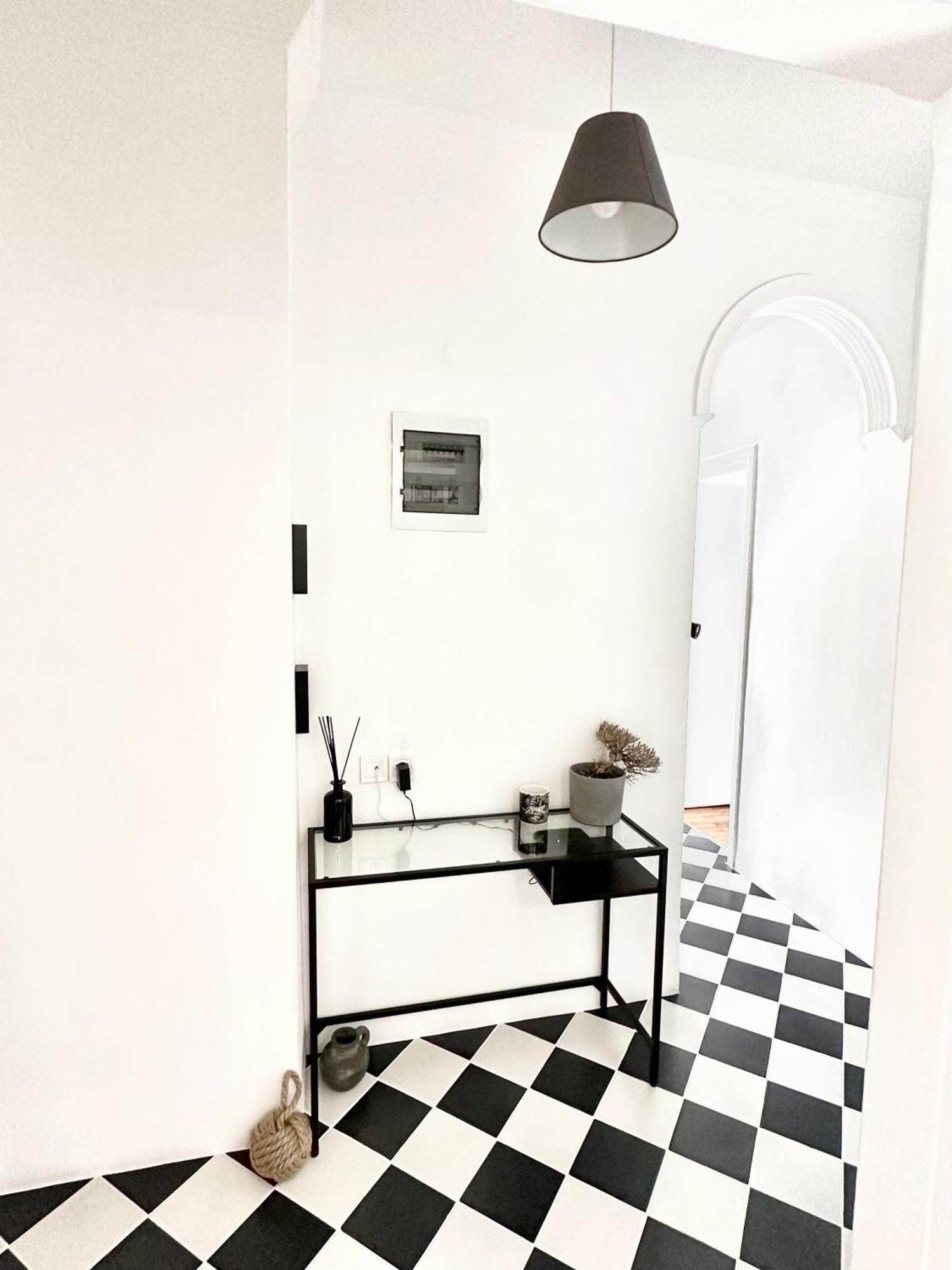 Spacious 82 M2 Two Bedroom Classy Apartment Near City Center Tessalónica Exterior foto